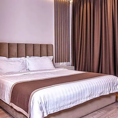 Vh Broadway 4* Tirana