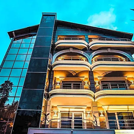 Vh Broadway Hotel 4*