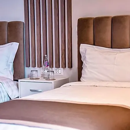 Vh Broadway 4* Tirana